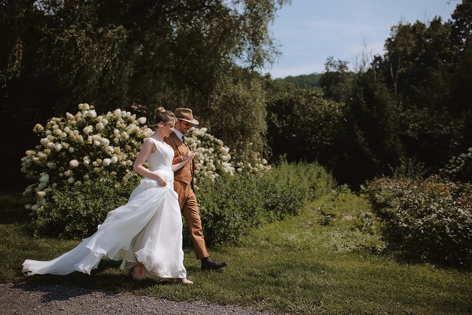 Blooming Hill Farm Weddings